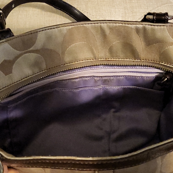 Coach purses - Picture 5 of 5